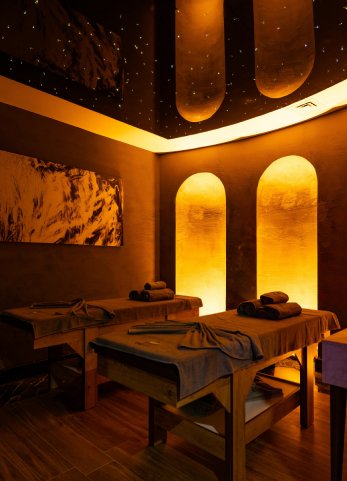 Luxury Spa Massage Room in Bandra